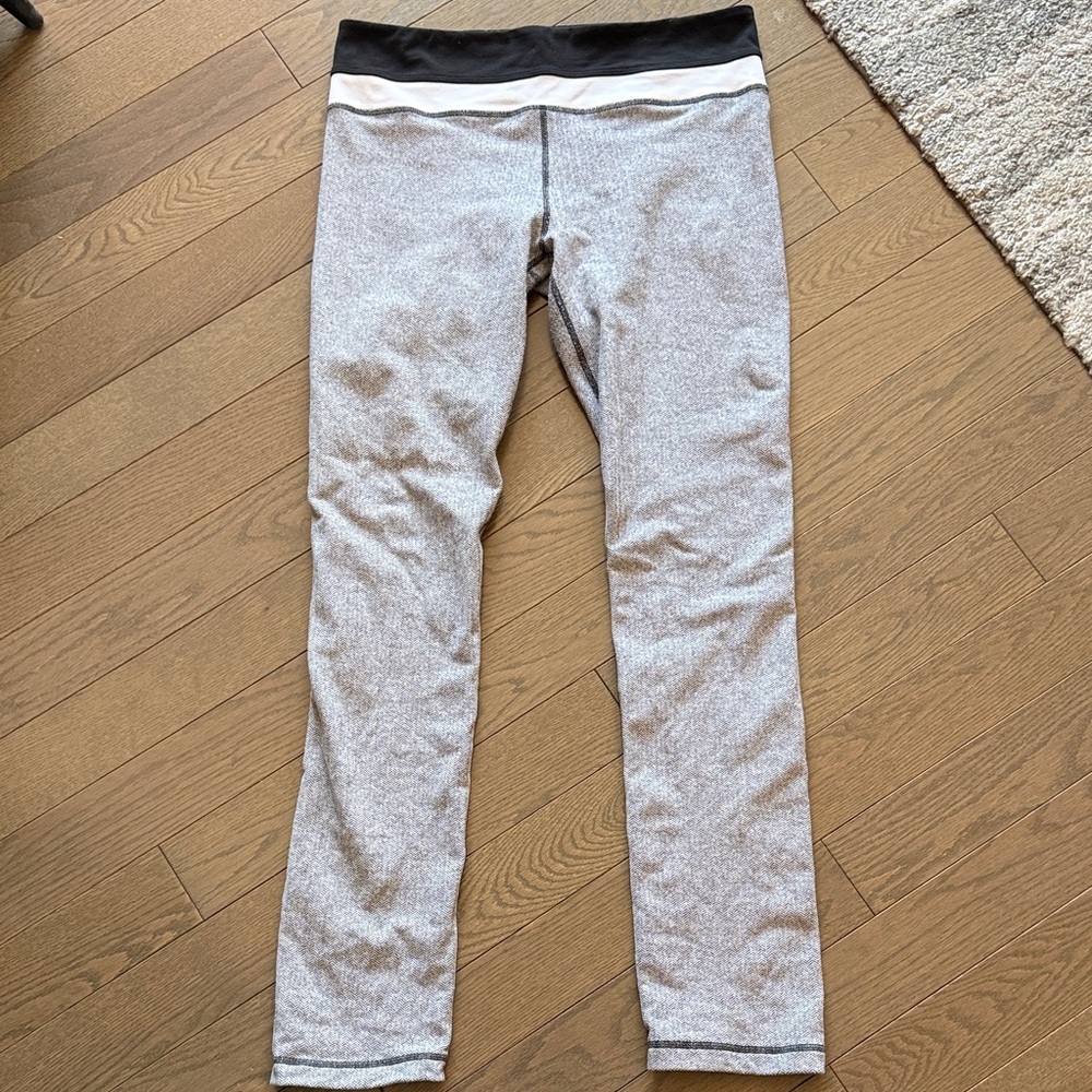 Lulu Heather Gray Active pants with Black Waistband